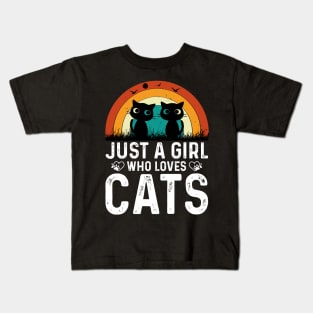 just a girl cats t shirt Kids T-Shirt